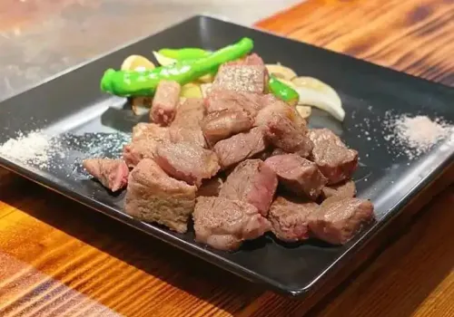 鉄板焼きバル ぼんのてい Ａ5ランク黒毛和牛ステーキ