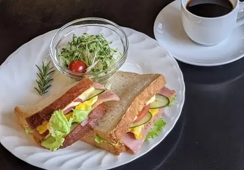 Coffee Houseケトルドラム サンドイッチ＆コーヒー
